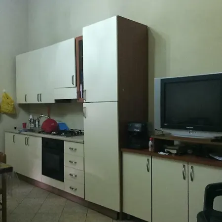 Indipendente In Centro A Lägenhet Siderno